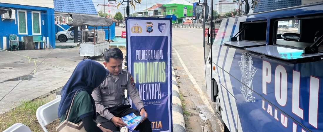 Polantas Menyapa: Wajah Humanis Sat Lantas Polres Balangan di Bidang Regident