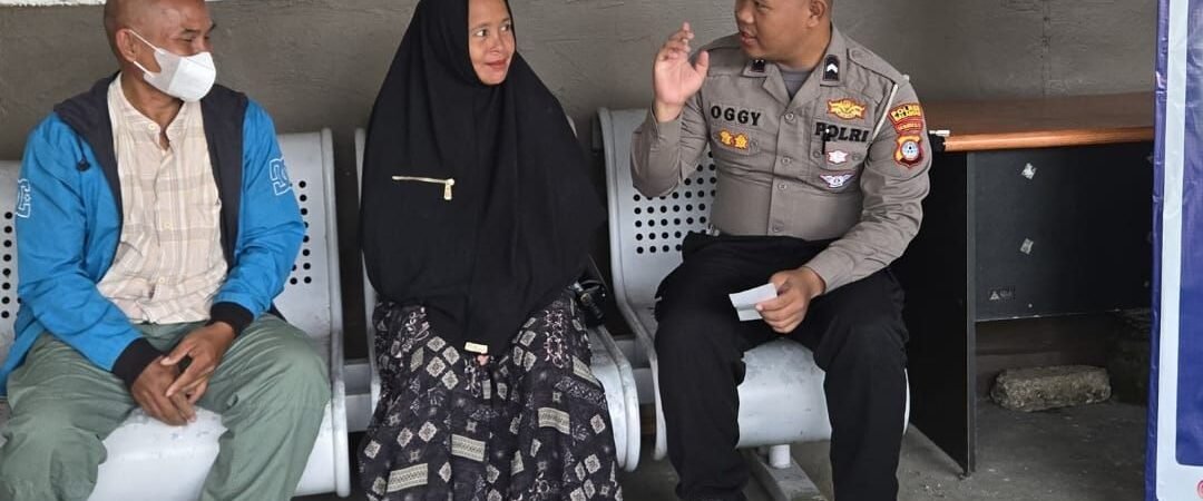 POLANTAS BALANGAN GELAR “POLANTAS MENYAPA” BERIKAN EDUKASI REGIDENT KEPADA MASYARAKAT
