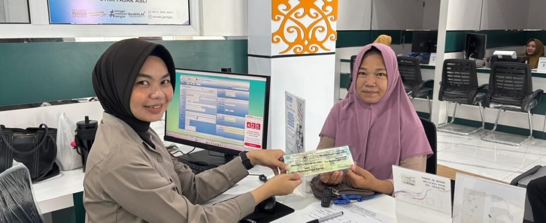 Sat Lantas Polres Balangan Permudah Warga dengan Pelayanan Samsat dan SIM Keliling di Mall Pelayanan Publik