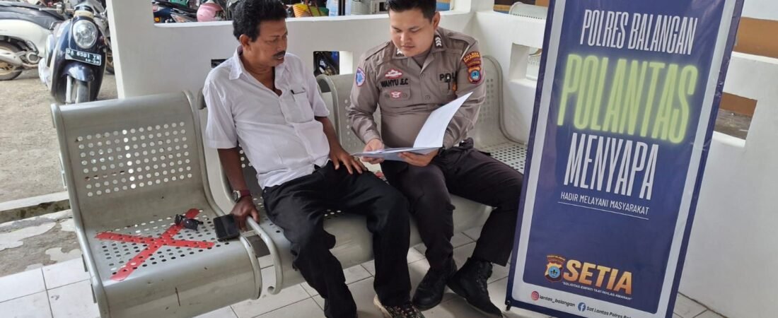 Polantas Menyapa, Sat Lantas Polres Balangan Tingkatkan Pelayanan Regident kepada Masyarakat