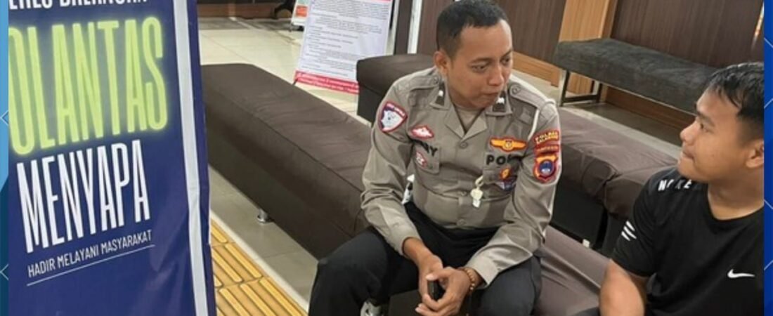 POLANTAS MENYAPA, SAT LANTAS POLRES BALANGAN BERIKAN EDUKASI DAN LAYANAN REGIDENT KEPADA MASYARAKAT